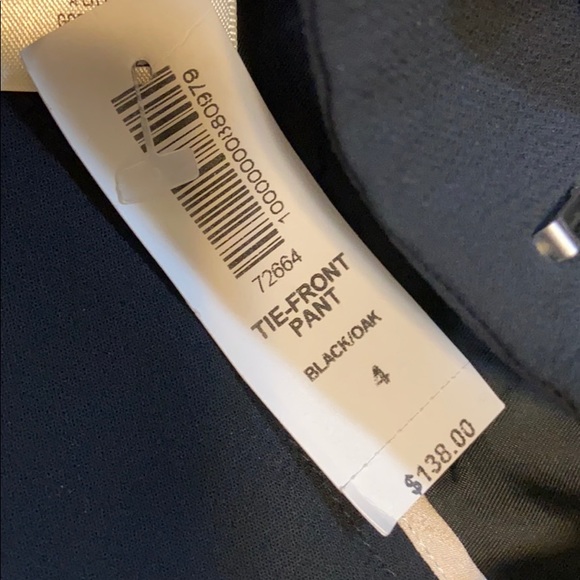 Aritzia High waisted pant with tie front - Picture 4 of 4